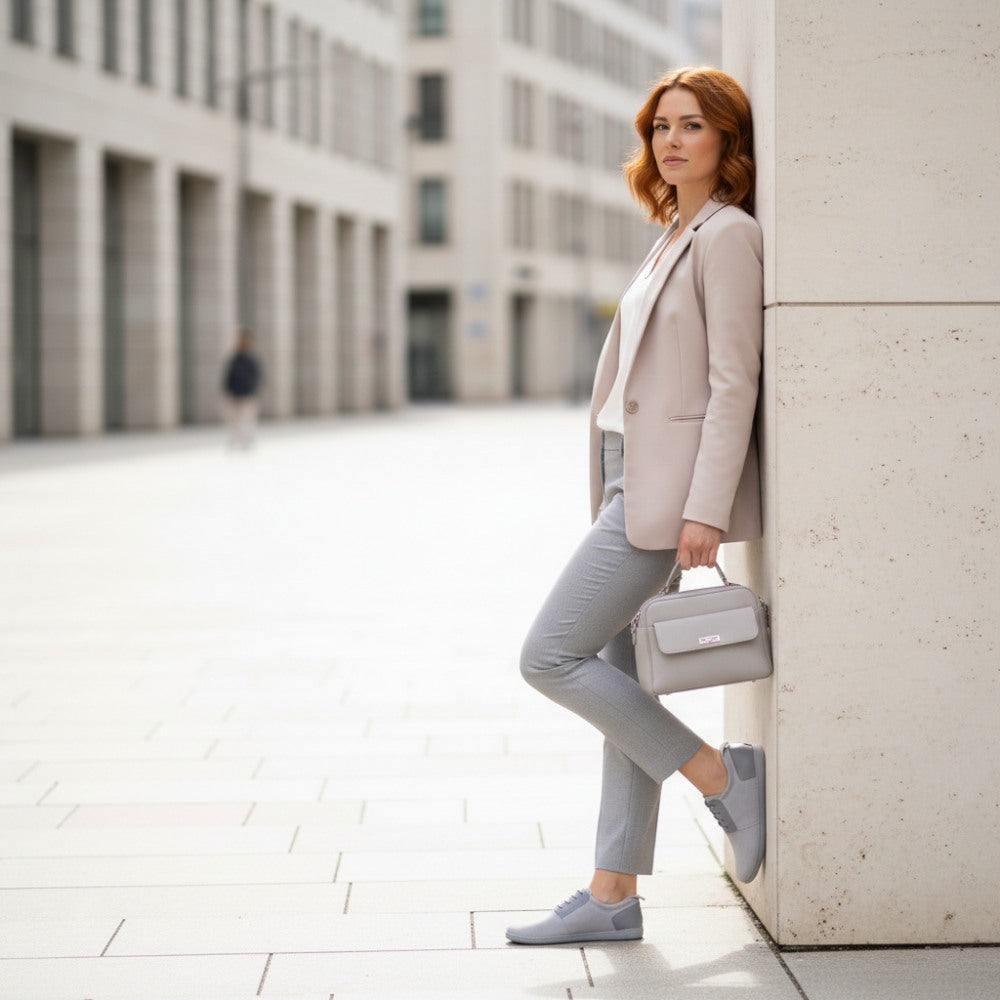 PIQUANT Lightgrey