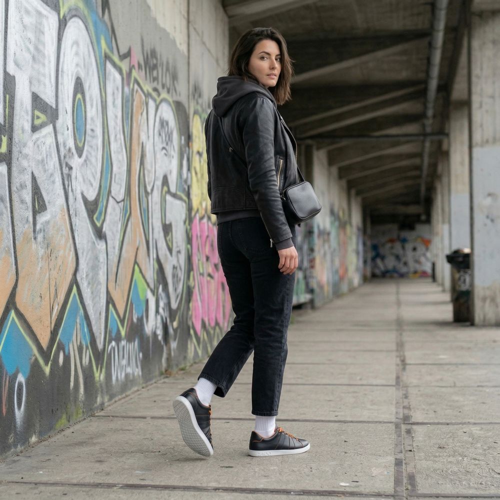 Qqq low Black Orange