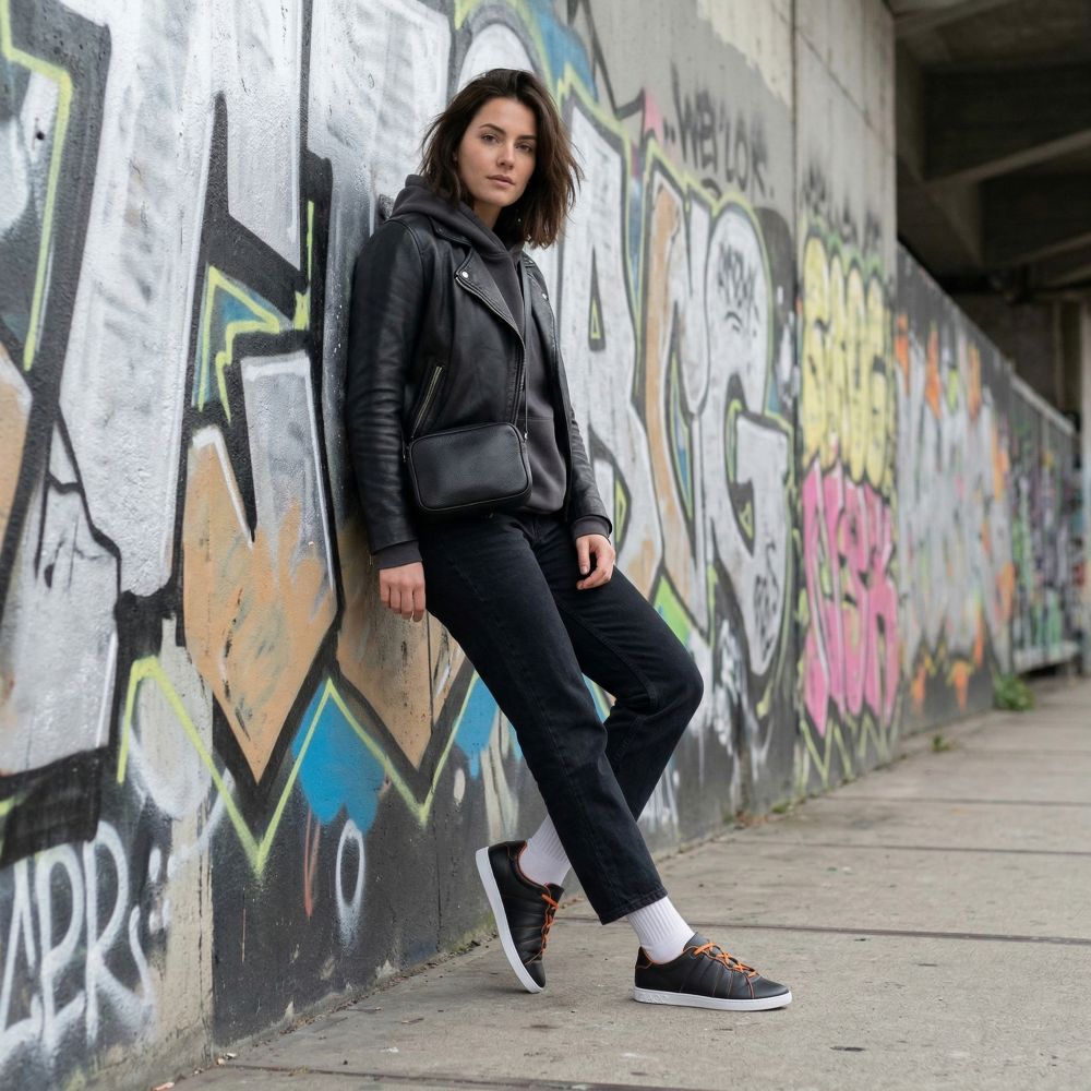 Qqq low Black Orange